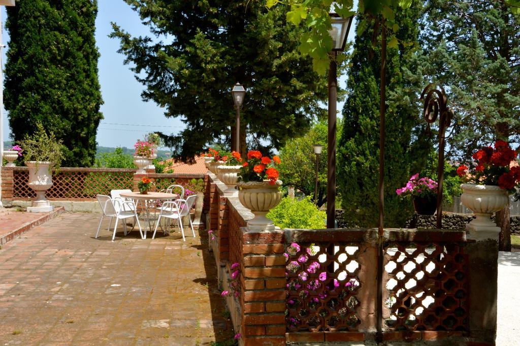 Villa Bonaccorso - Antica E Maestosa Villa Con Piscina Ai Piedi Dell'Etna Viagrande Pokoj fotografie